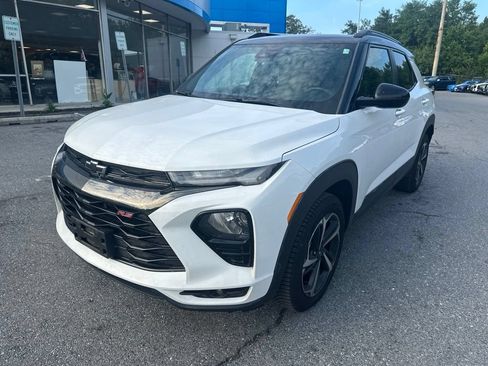 Used 2023 Chevrolet TrailBlazer RS w/ Convenience Package AWD/4WD image 1