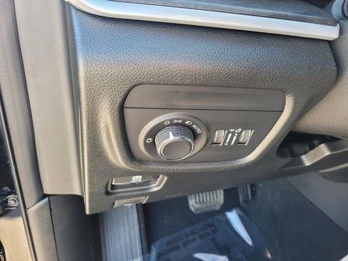 New 2026 Jeep Grand Cherokee Altitude image 21