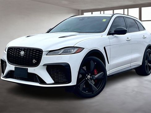 Used 2024 Jaguar F-PACE SVR image 1