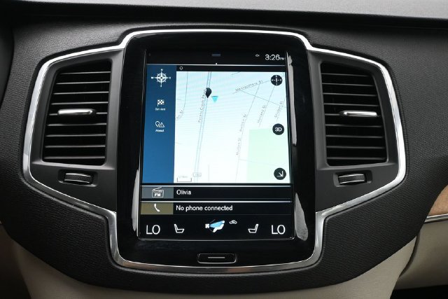 Used 2021 Volvo XC90 T6 Momentum w/ Climate Package AWD/4WD image 15