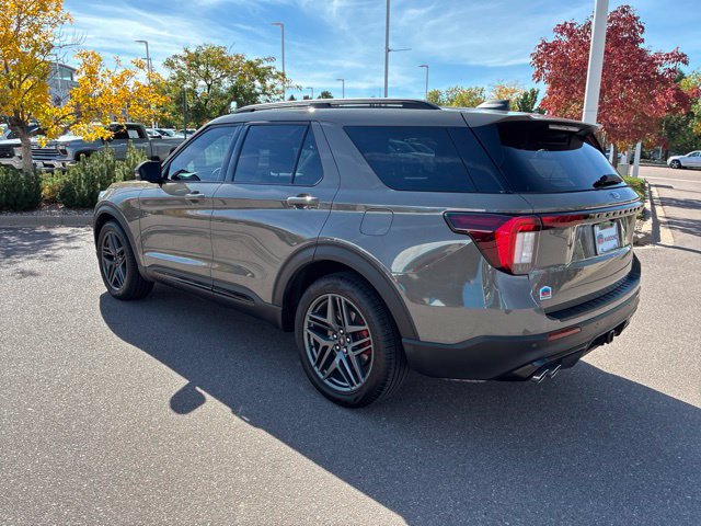 Used 2026 Ford Explorer ST w/ Sun And Sound Package AWD/4WD image 4