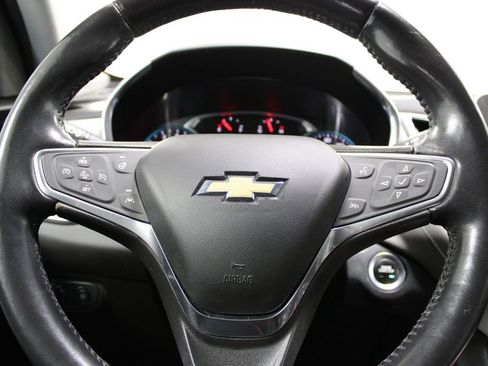 Used 2020 Chevrolet Equinox Premier image 25