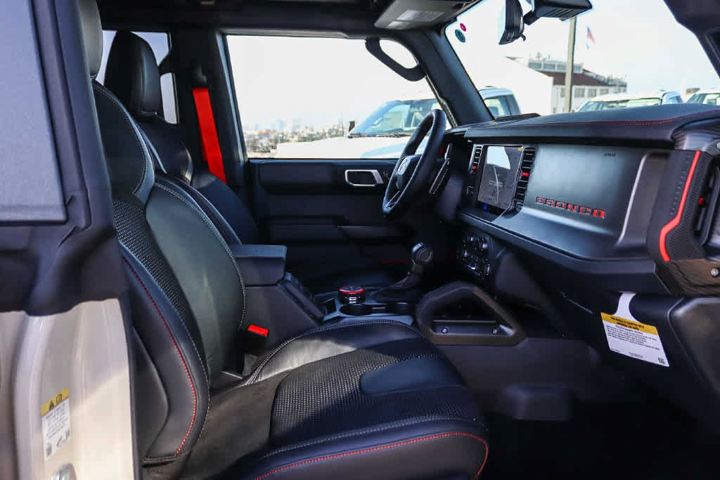 New 2026 Ford Bronco Raptor w/ Interior Carbon Fiber Pack AWD/4WD image 16
