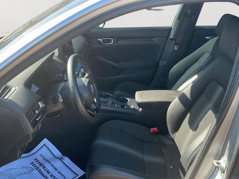 Used 2024 Honda Civic Sport image 9