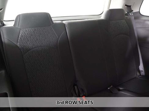 Used 2016 GMC Acadia SLE FWD image 4