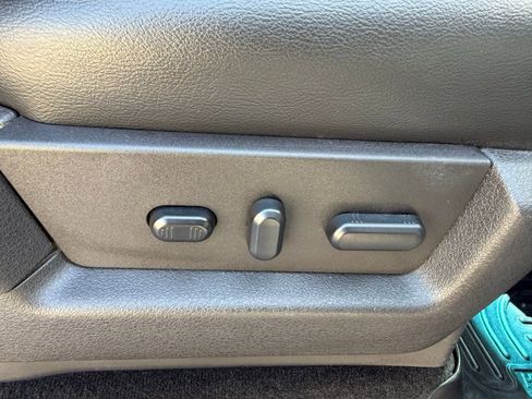 Used 2014 Ford F150 FX4 w/ Equipment Group 402A Luxury image 40