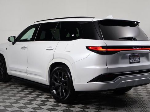 Used 2025 Lexus TX 500h AWD w/ Technology Package image 6