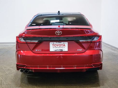 Used 2025 Toyota Camry XSE FWD image 8