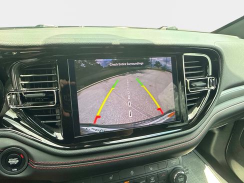 Used 2025 Dodge Durango GT RWD image 22