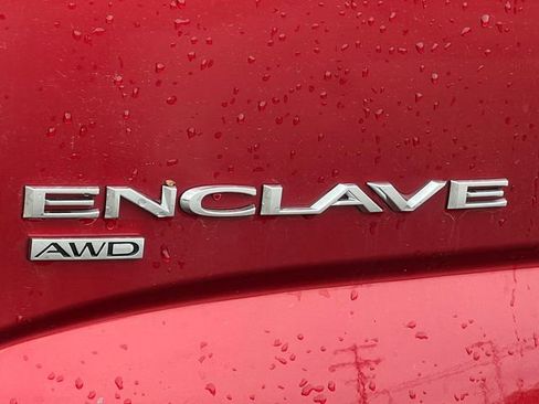 Used 2024 Buick Enclave Essence w/ Experience Buick Package AWD/4WD image 10