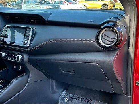 Used 2020 Nissan Kicks SR w/ SR Premium Package image 20