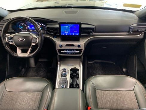 Used 2022 Ford Explorer Timberline w/ Timberline Technology Package image 12