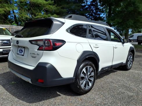 Used 2023 Subaru Outback Limited AWD/4WD image 2