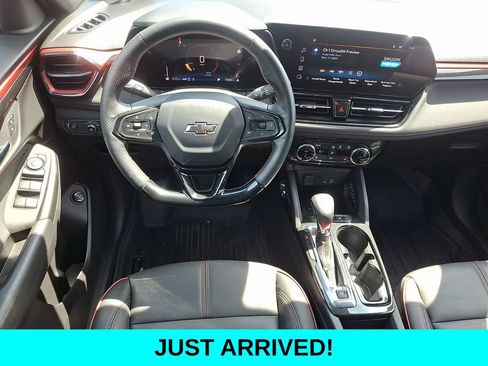 Used 2025 Chevrolet TrailBlazer RS w/ Convenience Package AWD/4WD image 12