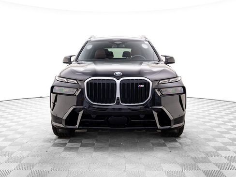 Certified 2025 BMW X7 M60i w/ Executive Package image 9