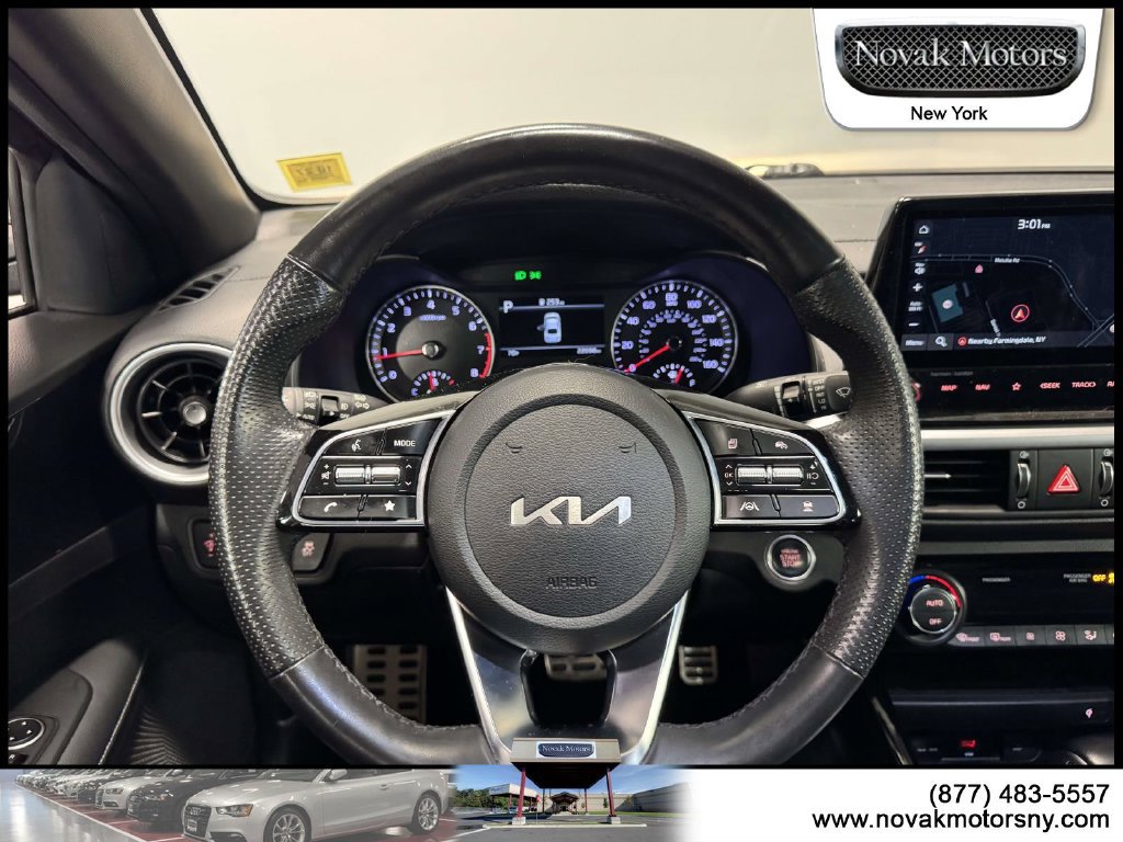 Used 2023 Kia Forte GT-Line w/ GT-Line Premium Package FWD image 15