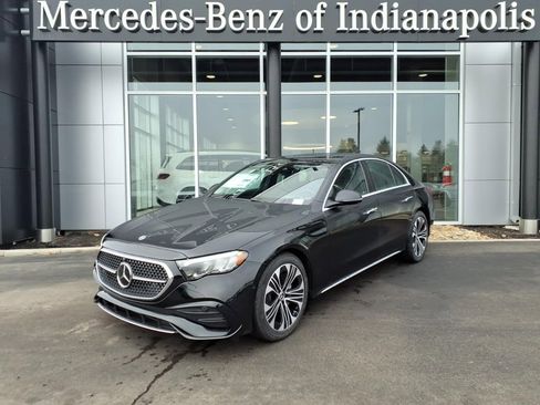 New 2026 Mercedes-Benz E 350 4MATIC Sedan image 1