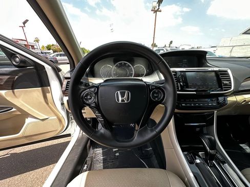 Used 2017 Honda Accord EX-L image 24