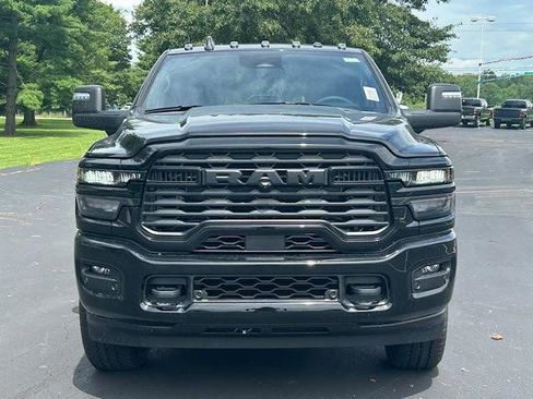 New 2025 RAM 2500 Big Horn image 7