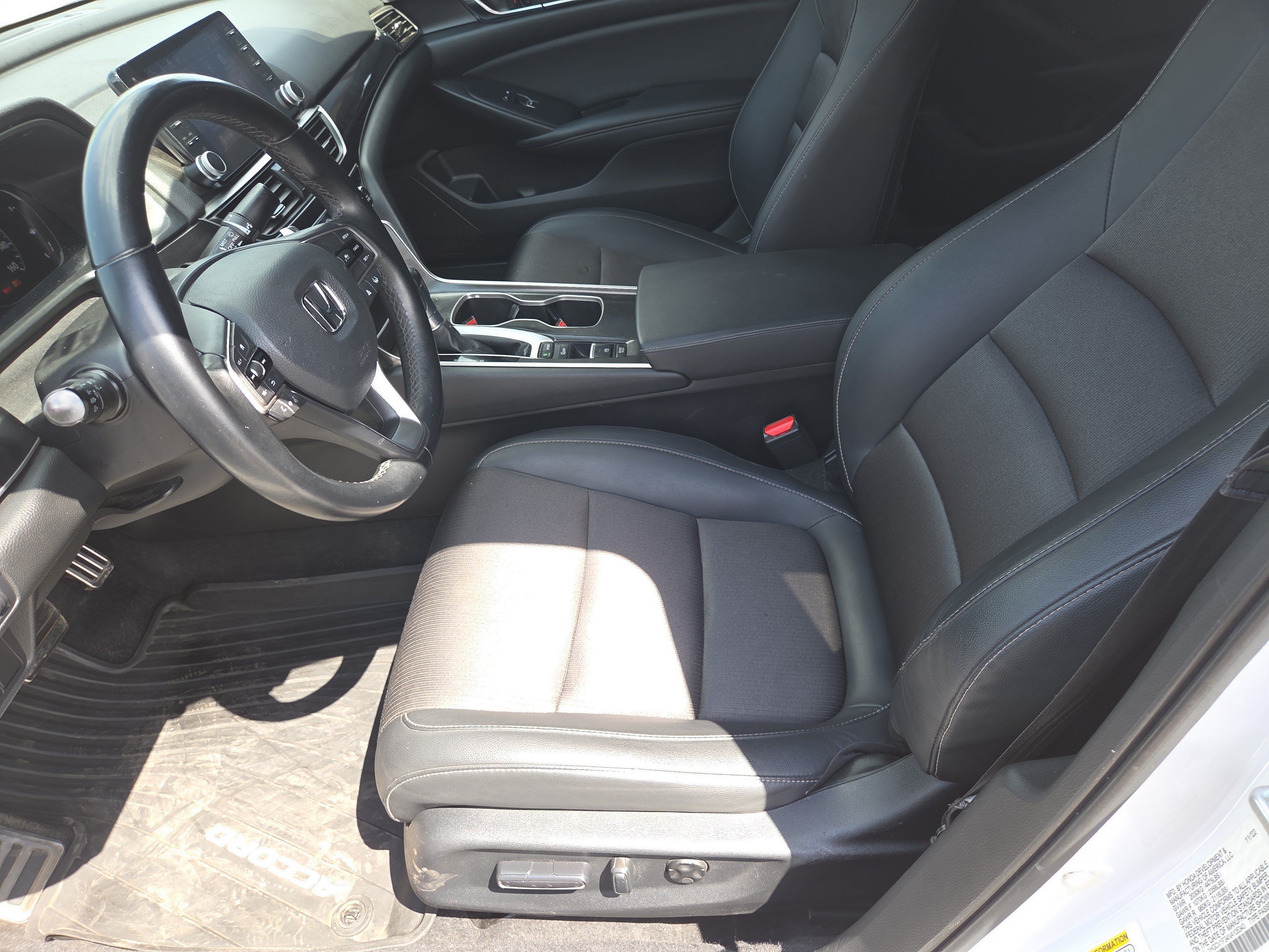 Used 2022 Honda Accord Sport image 10