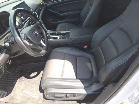 Used 2022 Honda Accord Sport image 10