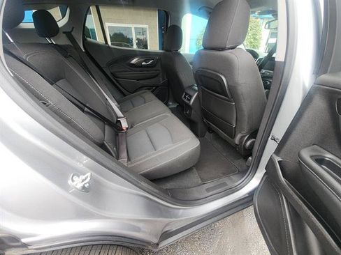 Used 2024 GMC Terrain SLE w/ Driver Convenience Package AWD/4WD image 12