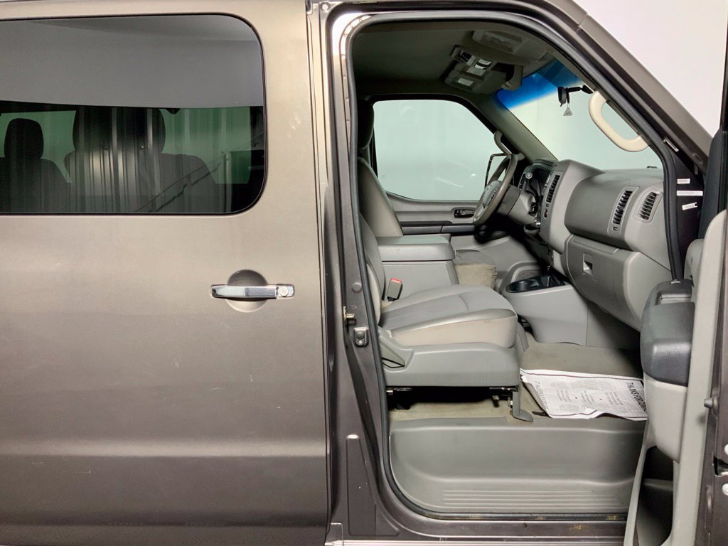 Used 2012 Nissan NV 3500 SV w/ Technology Pkg RWD image 33