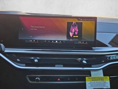 New 2026 BMW X6 xDrive40i image 11