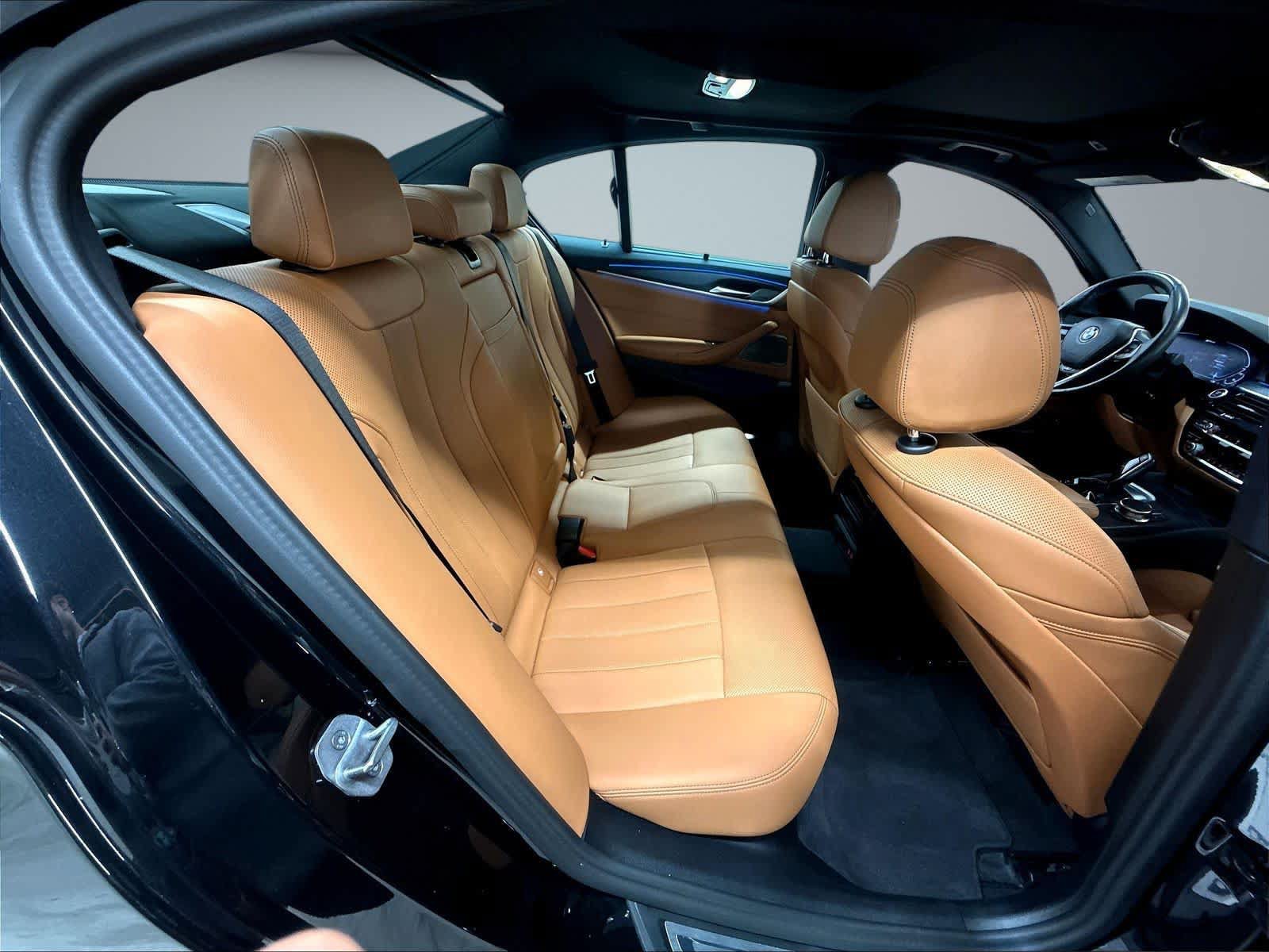 Used 2023 BMW 530e xDrive w/ Premium Package AWD/4WD image 27