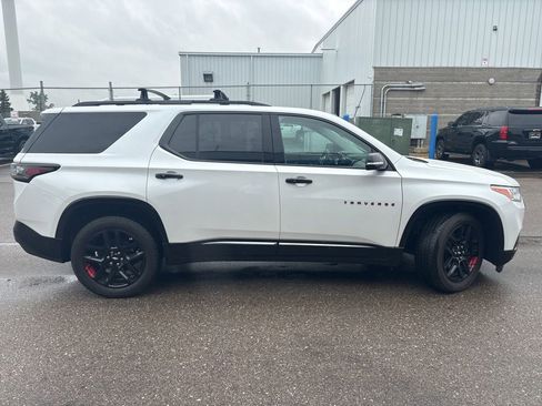 Used 2018 Chevrolet Traverse Premier w/ Redline Edition AWD/4WD image 11
