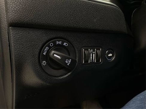 Used 2018 Dodge Charger GT w/ Navigation & Travel Group image 23