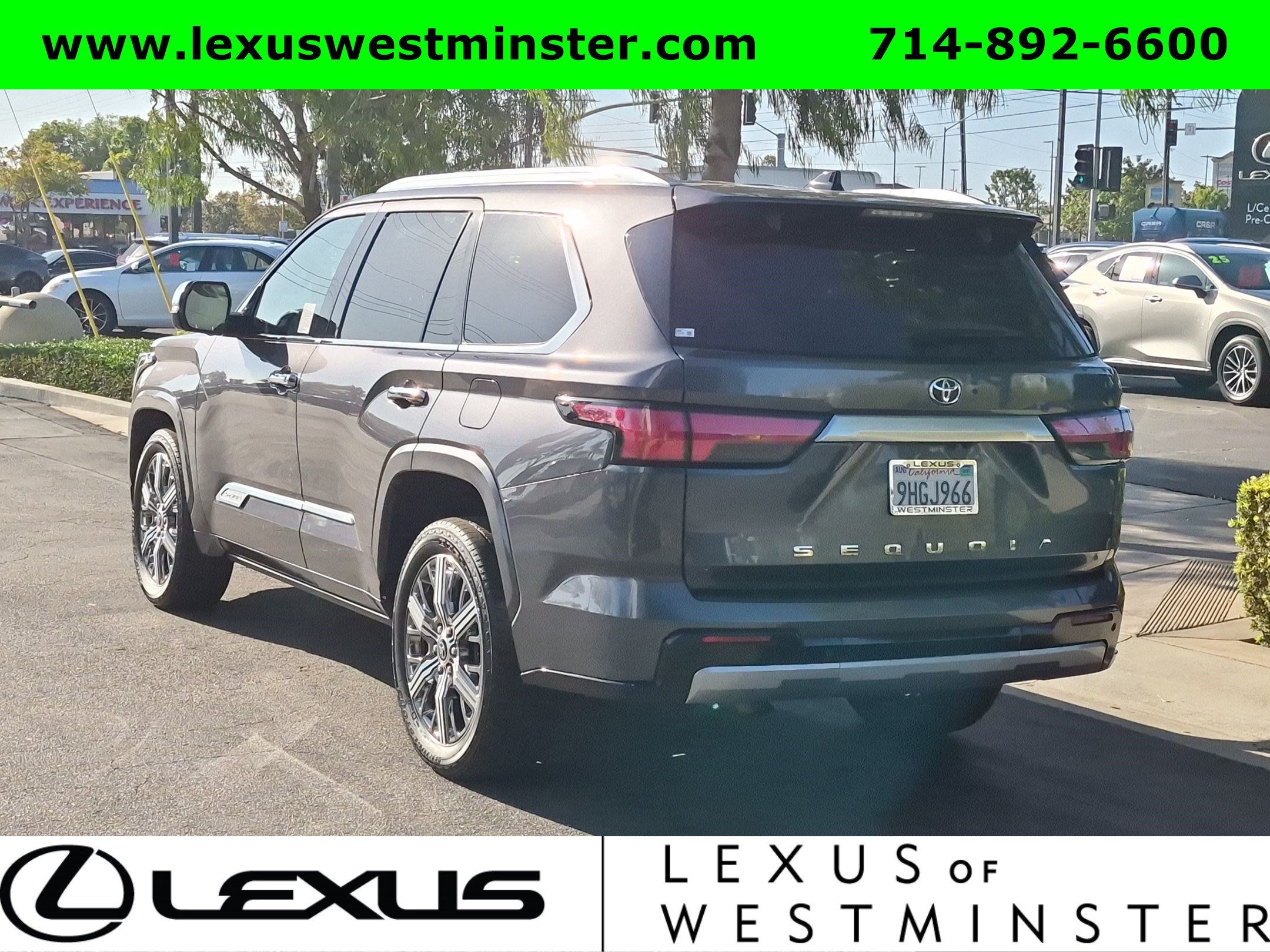 Used 2023 Toyota Sequoia Capstone AWD/4WD image 10