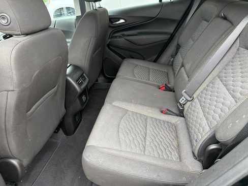 Used 2019 Chevrolet Equinox LT FWD image 5