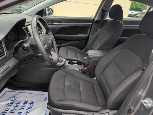 Used 2020 Hyundai Elantra Value Edition w/ Cargo Package (C1) FWD image 9