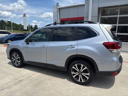 Used 2020 Subaru Forester Limited w/ Popular Package #3 AWD/4WD image 4