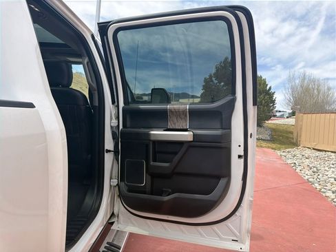 Used 2019 Ford F450 Lariat w/ Lariat Ultimate Package AWD/4WD image 25