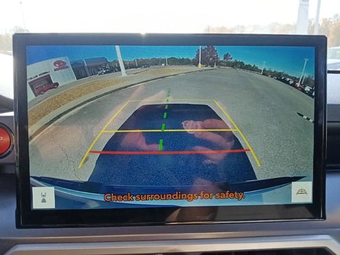 Used 2025 Toyota Tacoma TRD Sport image 23