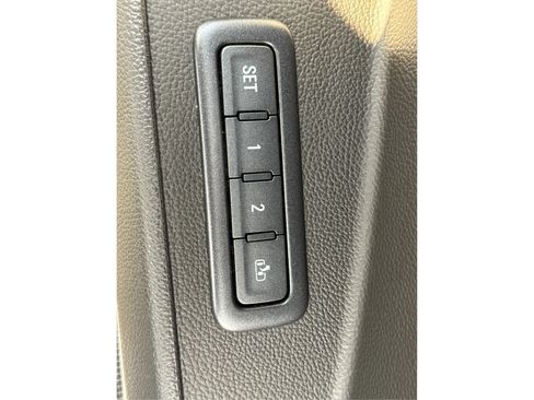 Used 2018 GMC Yukon SLT w/ HD Trailering Package image 25