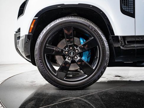 Used 2022 Land Rover Defender 90 V8 image 13