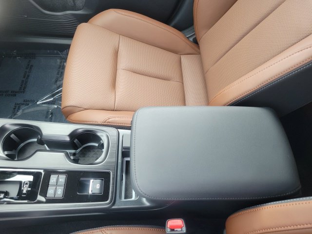 New 2026 Subaru Outback Touring AWD/4WD image 18