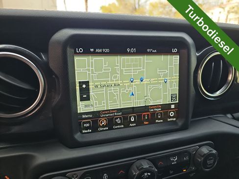 Used 2020 Jeep Wrangler Unlimited Sahara AWD/4WD image 27