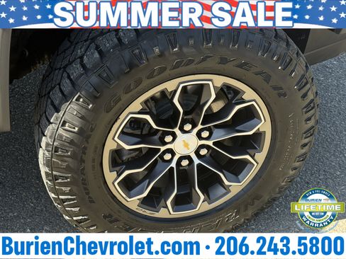 Used 2021 Chevrolet Colorado ZR2 AWD/4WD image 27