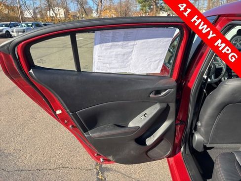 Used 2014 MAZDA MAZDA3 i Grand Touring image 10