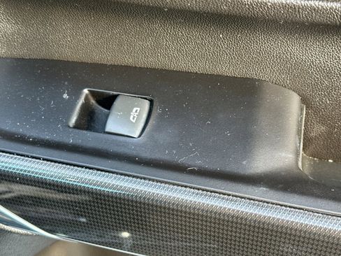 Used 2022 GMC Sierra 2500 AT4 w/ AT4 Premium Plus Package image 22