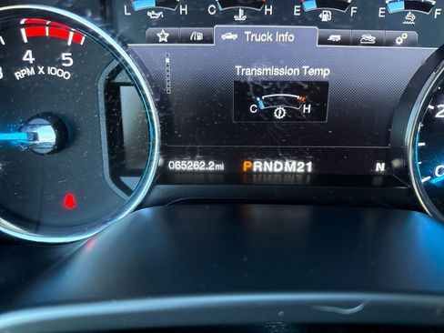 Used 2017 Ford F350 Lariat w/ Lariat Value Package image 16