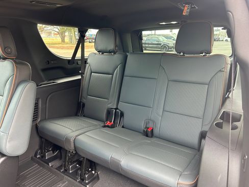 New 2026 GMC Yukon XL AT4 w/ AT4 Premium Plus Package image 25