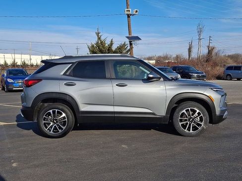 Used 2025 Chevrolet TrailBlazer LT image 7