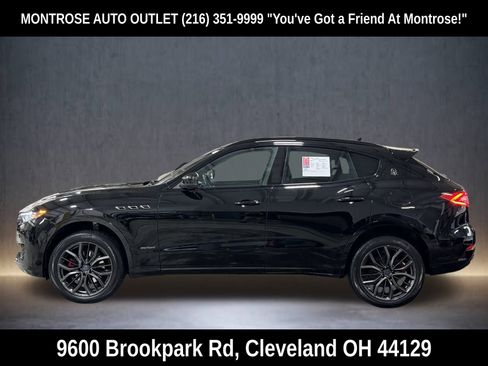Used 2018 Maserati Levante GranSport image 7