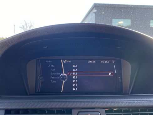 Used 2011 BMW M3 Convertible image 37