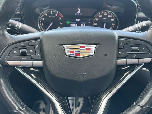 Used 2020 Cadillac XT6 Premium Luxury FWD image 29